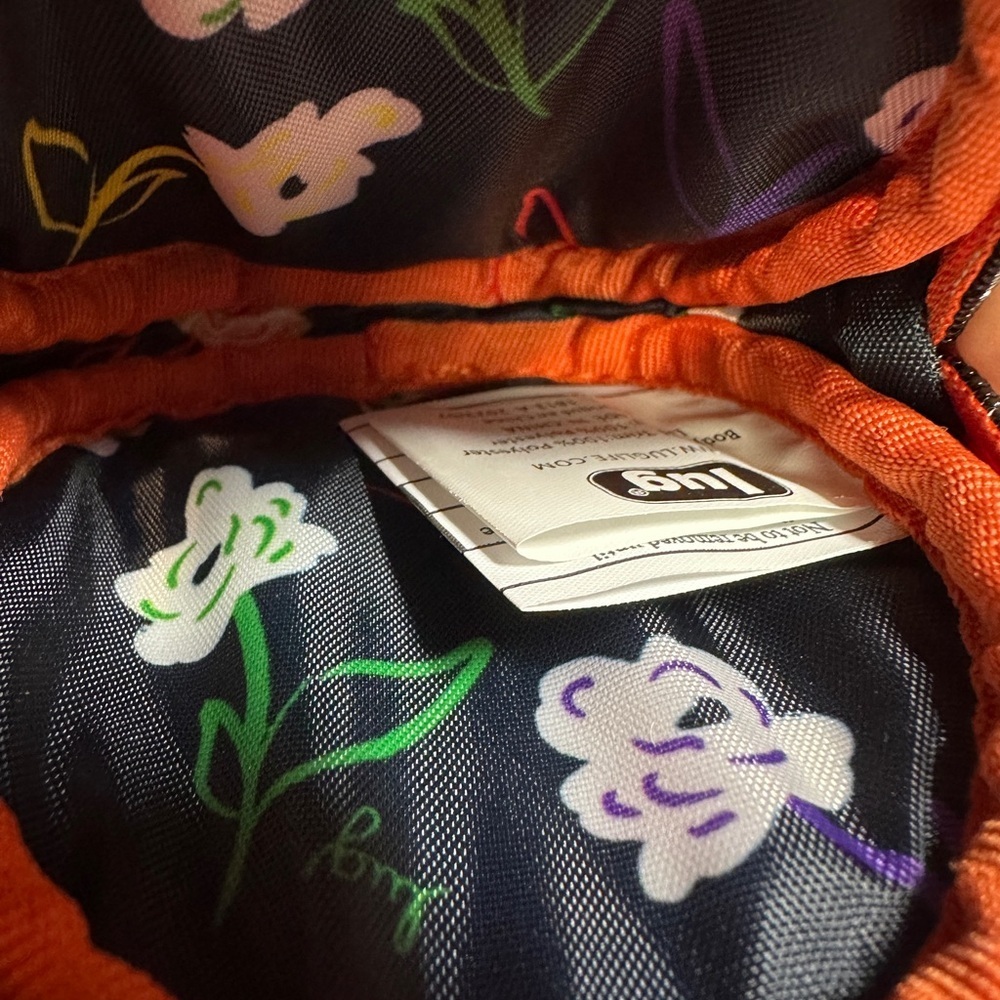 NWT Lug Circle Pouch Orange Coin Purse 3.5” Diameter With Key Chain Clip - Picture 9 of 11